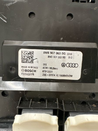 Audi / Q5 / Блок комфорта