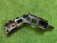 Volkswagen / Golf / Направляющая бампера