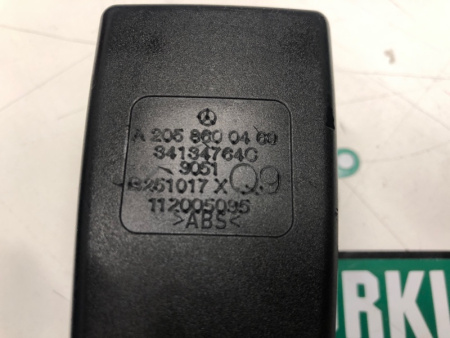 Mercedes-Benz / GLC 250d 4-matic / Замок ремня безопасности