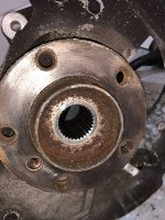 BMW / X5 / Кулак поворотный