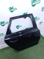 Audi / A6 / Дверь боковая