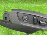 Audi / Q7 / Накладка сиденья