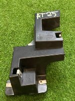 Chevrolet / Tahoe / Кронштейн бампера