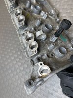 Audi / A6 / Крышка головки блока цилиндров