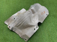 Audi / Q8 / Тепловой экран