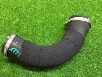 Audi / Q8 / Патрубок интеркулера