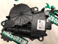 Land Rover / Range Rover Sport / Доводчик двери багажника