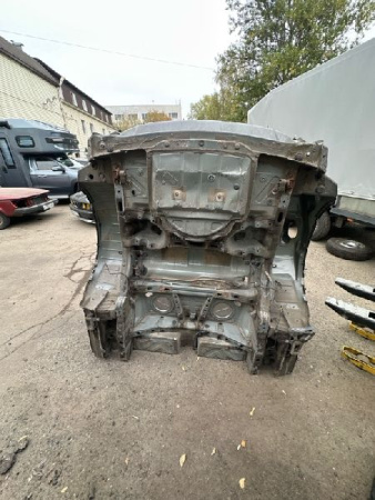 Porsche / Cayenne / Четверть кузова