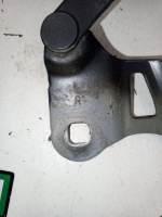 Land Rover / Range Rover Sport / Петля капота