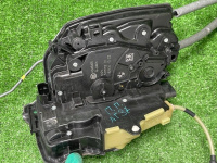 BMW / 7-Series / Замок двери с доводчиком