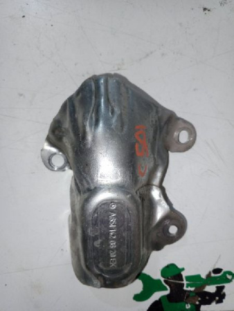 Mercedes-Benz / GLC 250d 4-matic / теплозащитный экран