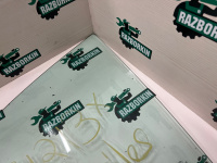 BMW / X3 / Стекло двери