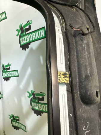 Volkswagen / Touareg / Обшивка потолка