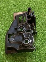 Volkswagen / Tiguan / Кронштейн бампера