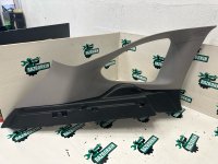 BMW / X1 / Накладка стойки