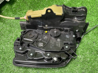 BMW / 7-Series / Замок двери комплект