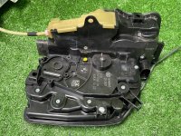 BMW / 7-Series / Замок двери комплект