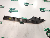 Audi / A5 / Декоративная накладка двери