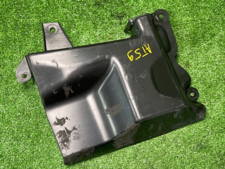 BMW / M6 / Кожух