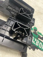 BMW / 7-Series / Кронштейн воздуховода