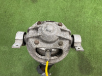 Audi / Q7 / Пневмостойка