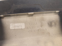 Audi / A6 / Лючок топливного бака