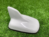 Audi / Q8 / Антенна на крышу