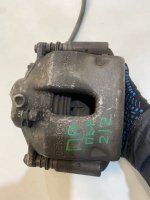 Mercedes-Benz / E-Class / Суппорт тормозной