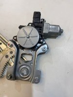 Citroen / c-crosser / Стеклоподъемный механизм