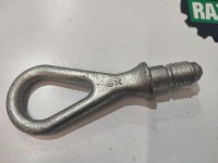 Audi / A6 / Крюк буксировочный