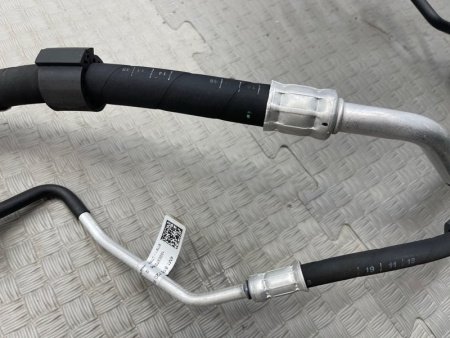 Audi / Q8 / Трубка кондиционера
