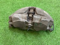 Audi / A5 / Суппорт тормозной