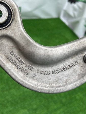 Audi / A6 / Рычаг подвески