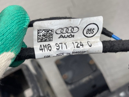 Audi / Q8 / Фаркоп