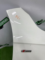 Audi / Q7 / Крыло