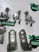 Ford / EXPLORER / Петля двери