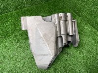 Volkswagen / Touareg / Корпус масляного фильтра