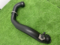 Audi / A6 / Патрубок интеркулера