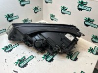 Volkswagen / Touareg / Фара Volkswagen / Touareg / Фара