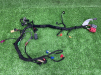 Audi / Q8 / Проводка центральной консоли