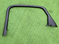 Audi / A6 / Облицовка проема стекла двери