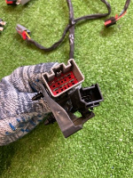 Chevrolet / Tahoe / Проводка центральной консоли