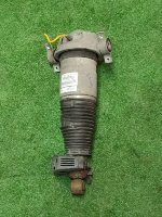 Audi / Q7 / Пневмостойка