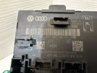 Audi / A4 / Блок управления двери