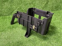 Mercedes-Benz / 190e / Крепление блока управления