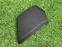 Audi / A6 / Накладка на торпедо