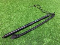 Volkswagen / Touareg / привод крышки багажника