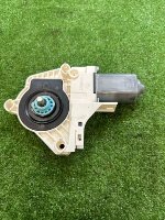 Volkswagen / Touareg / Мотор стеклоподъемника Volkswagen / Touareg / Мотор стеклоподъемника