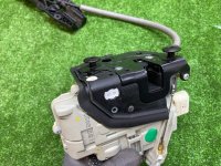 Volkswagen / Touareg / Замок двери комплект Volkswagen / Touareg / Замок двери комплект