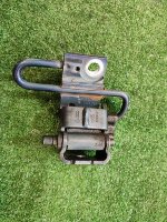 Audi / Q7 / Петля двери